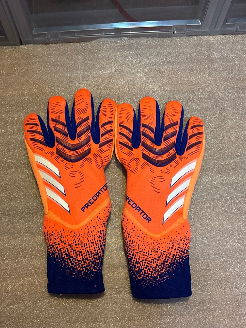 Adidas Predator Pro Goalkeeper Gloves JJ3533 Men’s Size 7 Orange Blue White NWT